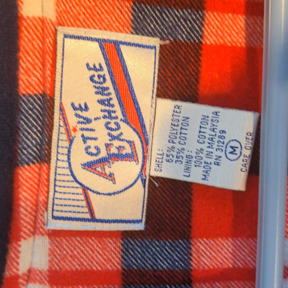 Woman's like new size m jacket - Picture 2 of 2